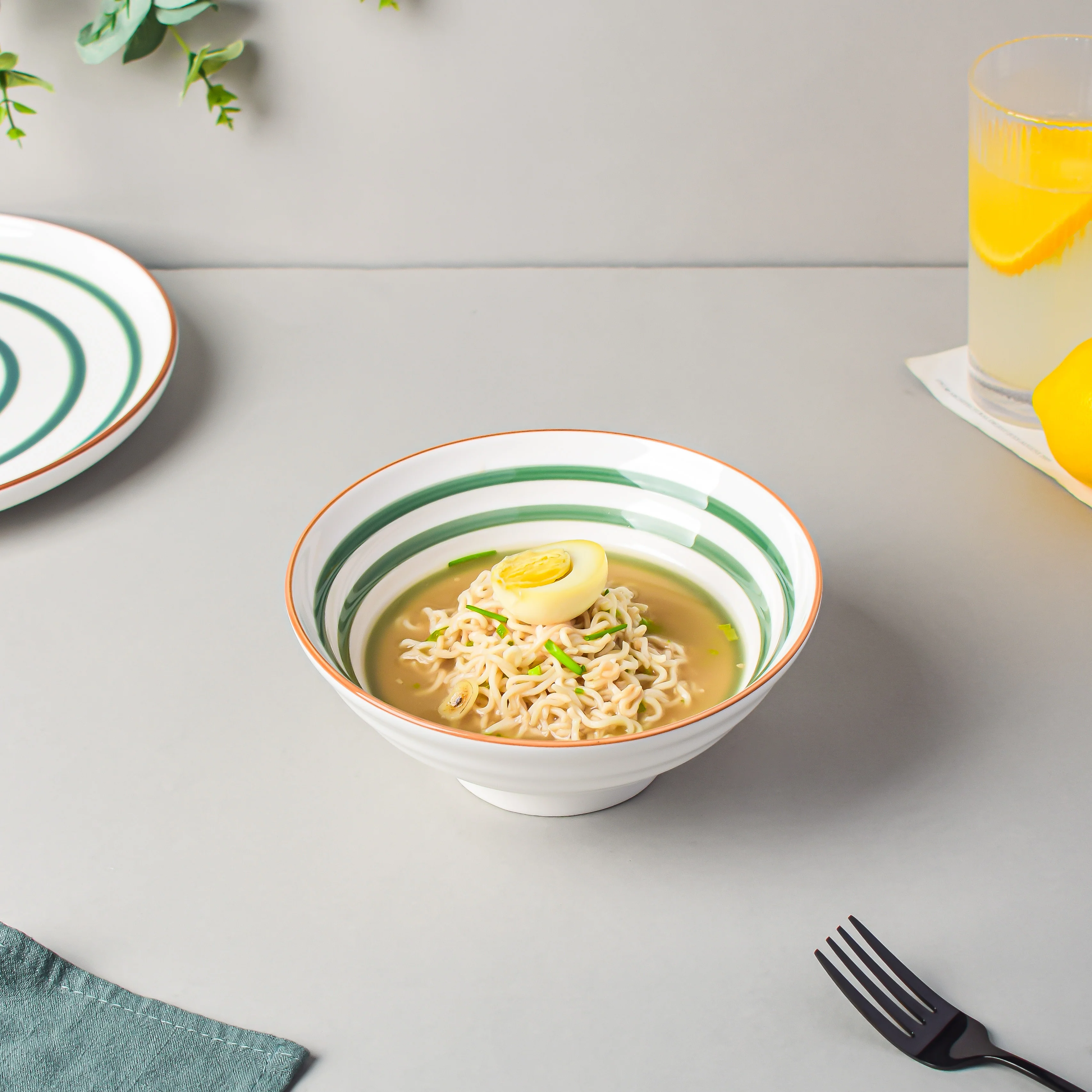 Green Illusion Ramen Bowl 550 ml - Image 3