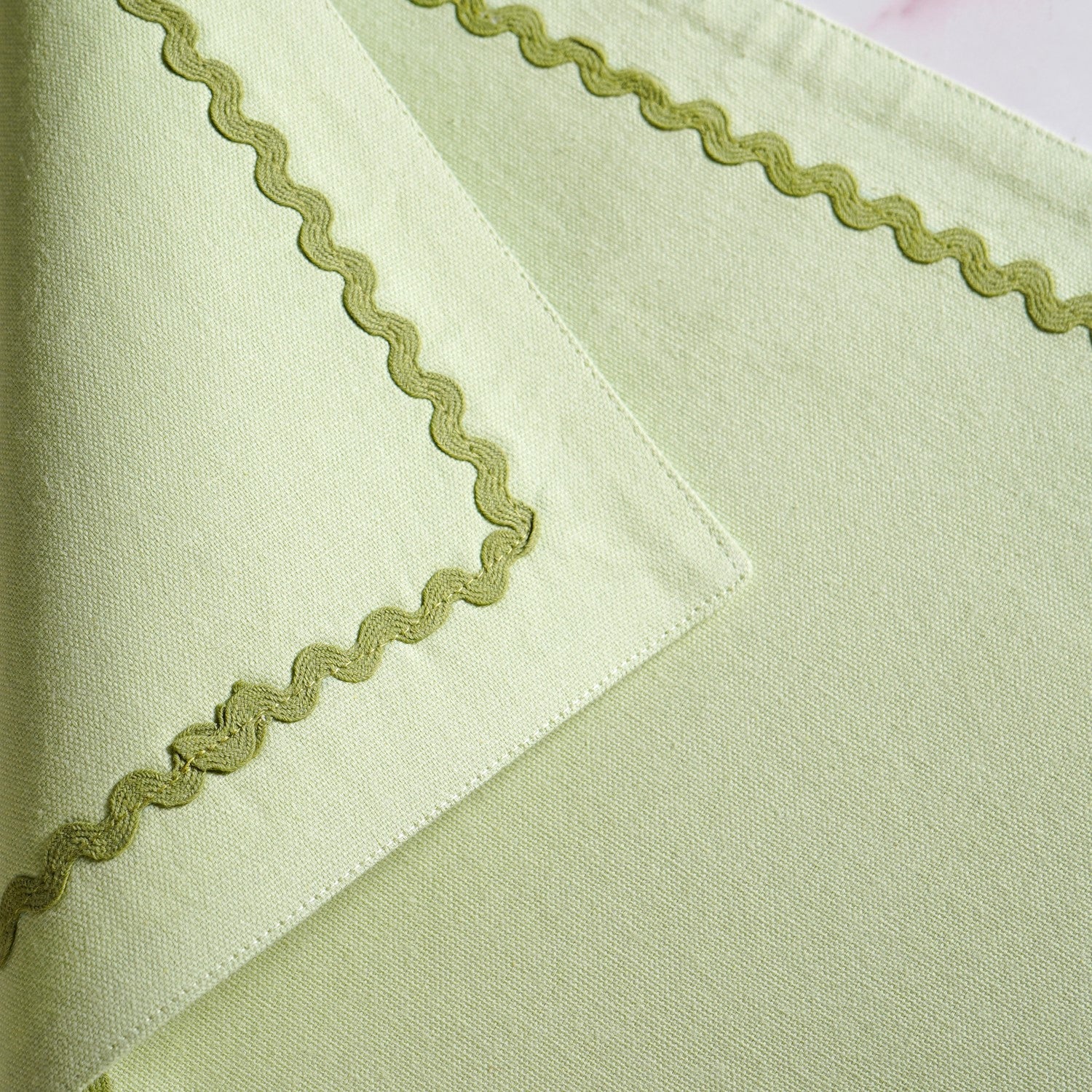 Isabelle Set Of 6 Green Table Mats With Rick Rack - Image 3