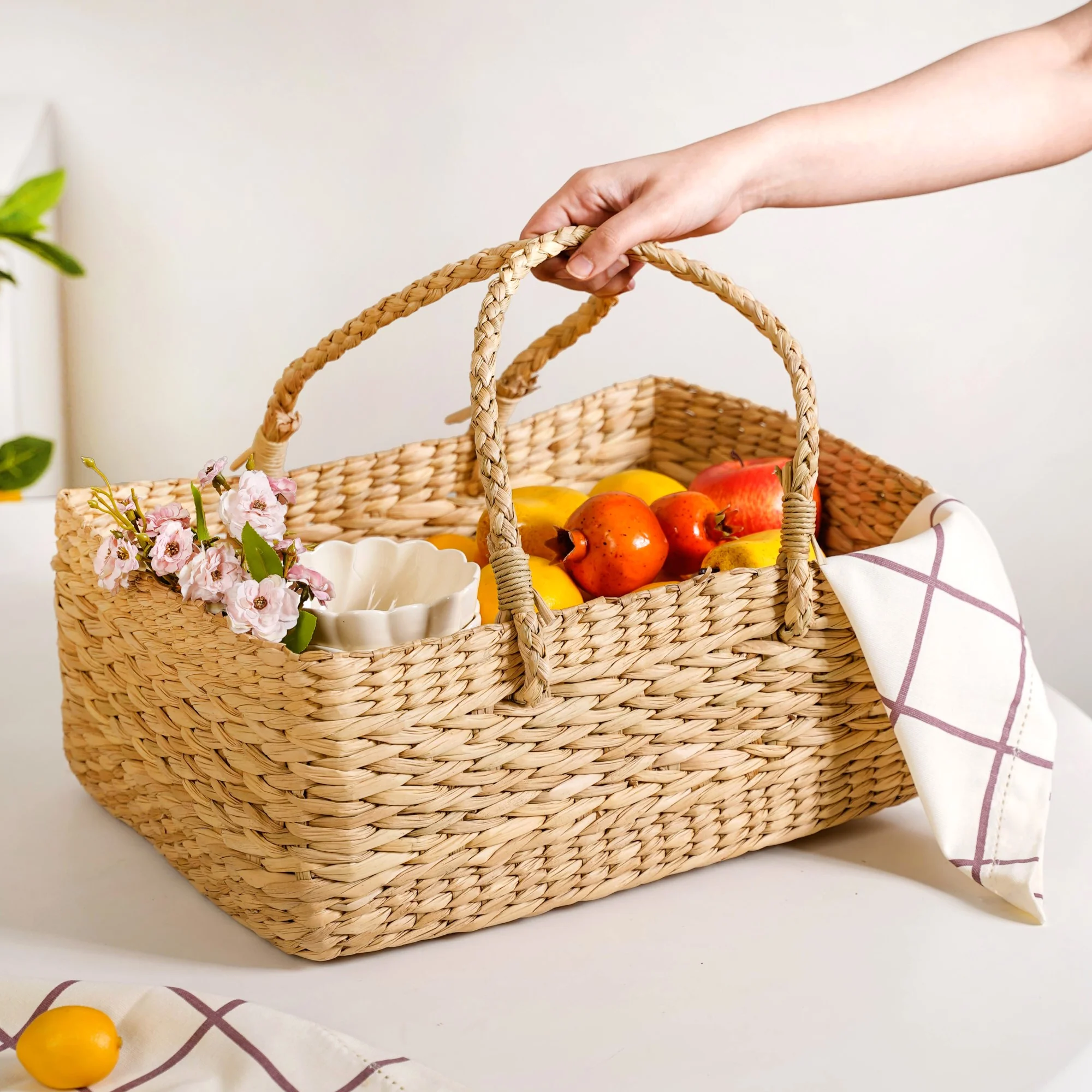 Sustainable Handmade Kauna Basket Large - Image 3